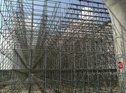 【蘇州腳手架搭拆廠家】每一道工程都是那么的嚴(yán)密！
